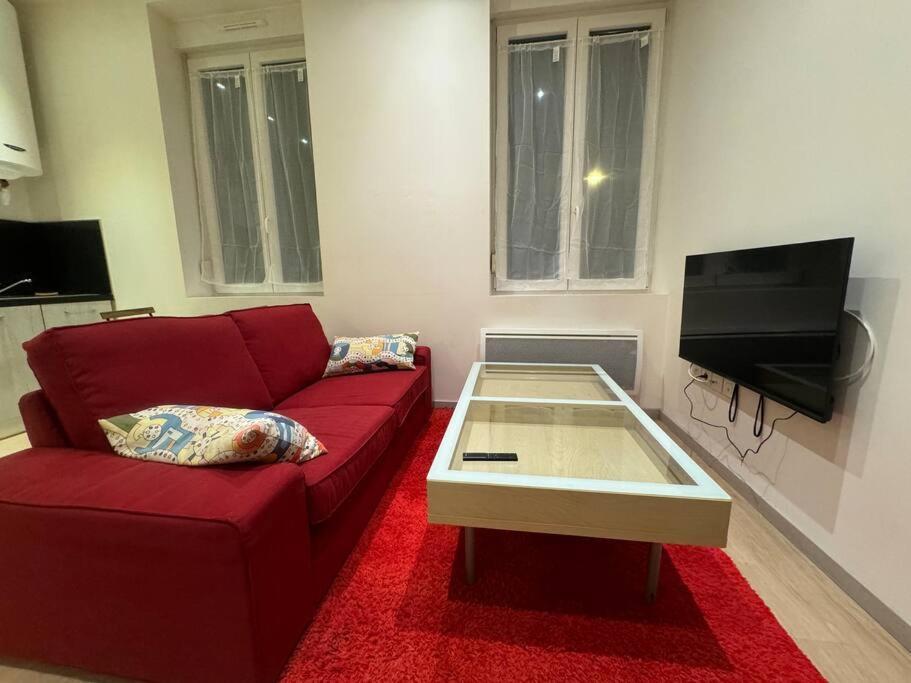Apartamento Christelle Romilly-sur-Seine Exterior foto